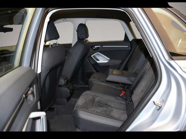 Bild 6 Audi Q3 35TDI S tronic advanced VIRTUAL/APS/LED