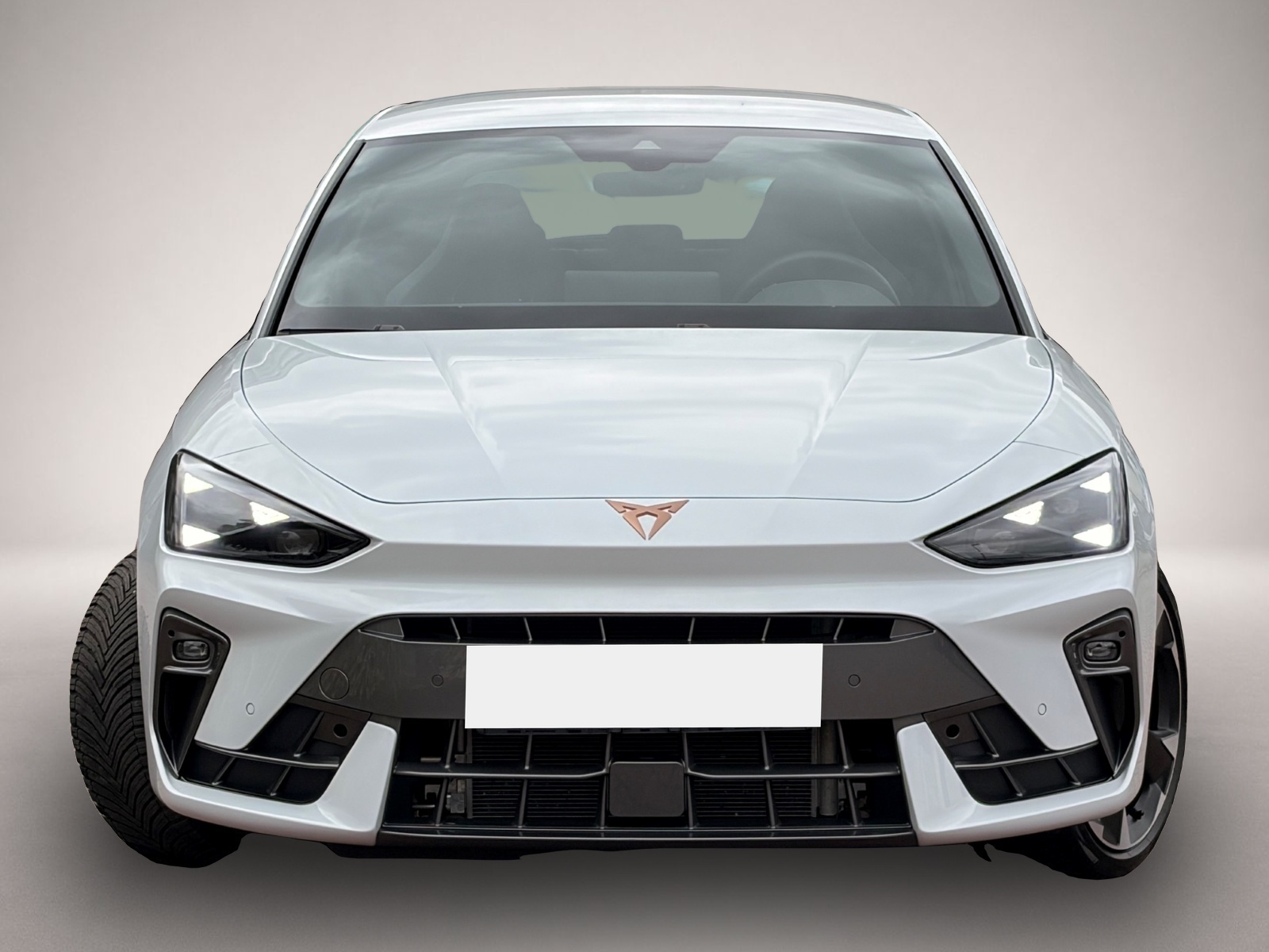 Bild 2 Cupra Leon 1.5 eTSI Navi Kamera AHK Matrix ACC Winterp