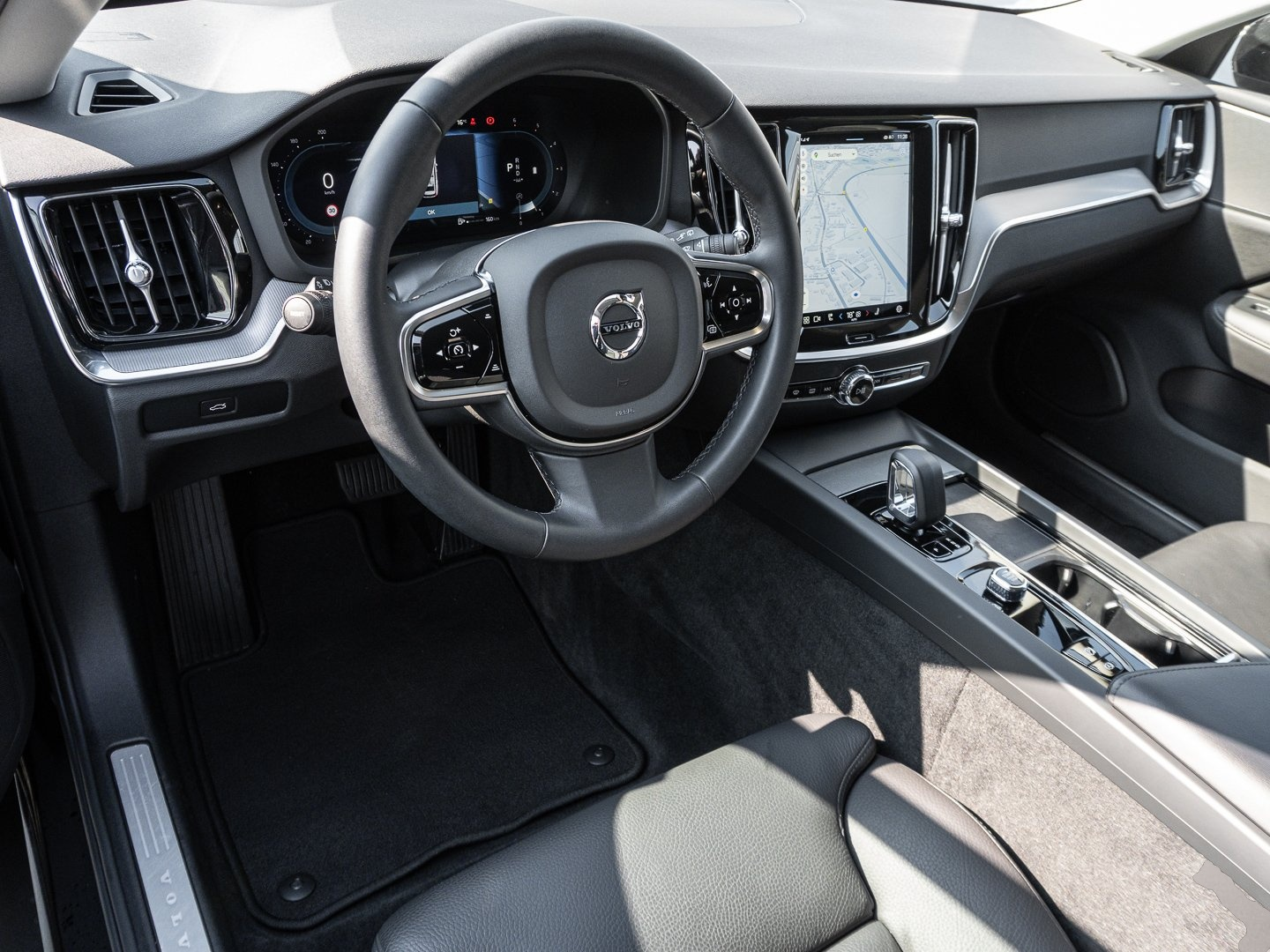 Bild 6 Volvo V60 Cross Country B4 AWD Plus 360Grad 4xShz.