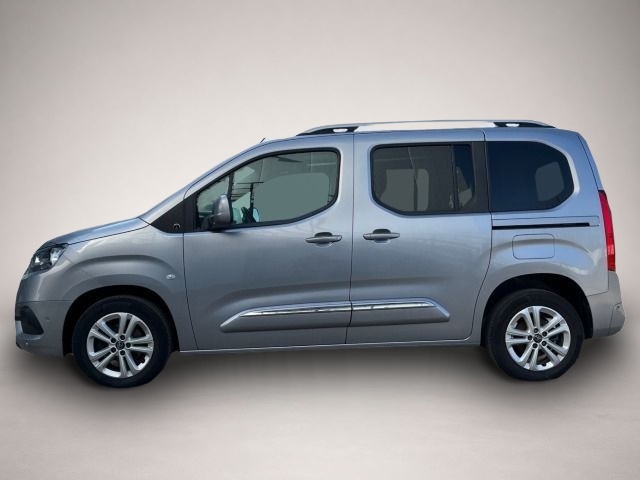 Bild 2 Toyota Proace City Verso 1.2 L1 Team Deutschland Pano,T