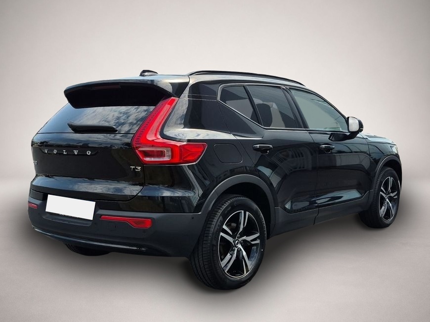 Bild 2 Volvo XC40 B3 B DKG Plus Dark STDHZ * 360°VIEW