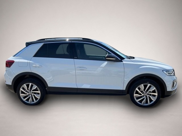 Bild 6 Volkswagen T-Roc 1.5 TSI DSG Move Navi,LM18,ACC