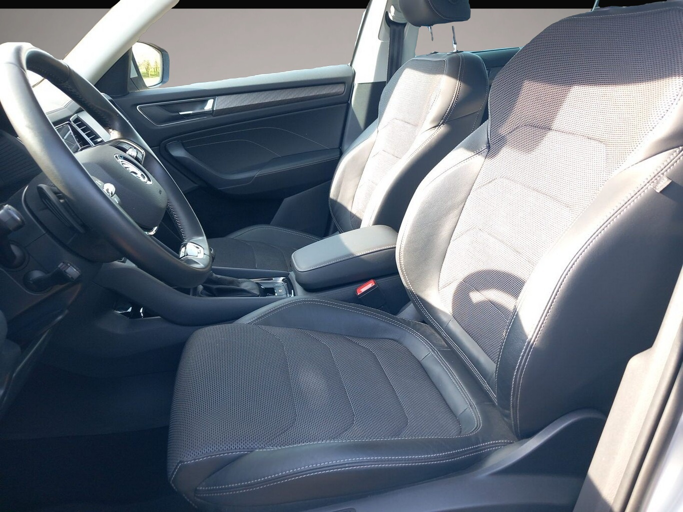 Fotografie 6 des Skoda Kodiaq 1.5 TSI 150 DSG Style 7S ViCo Nav AHK ACC
