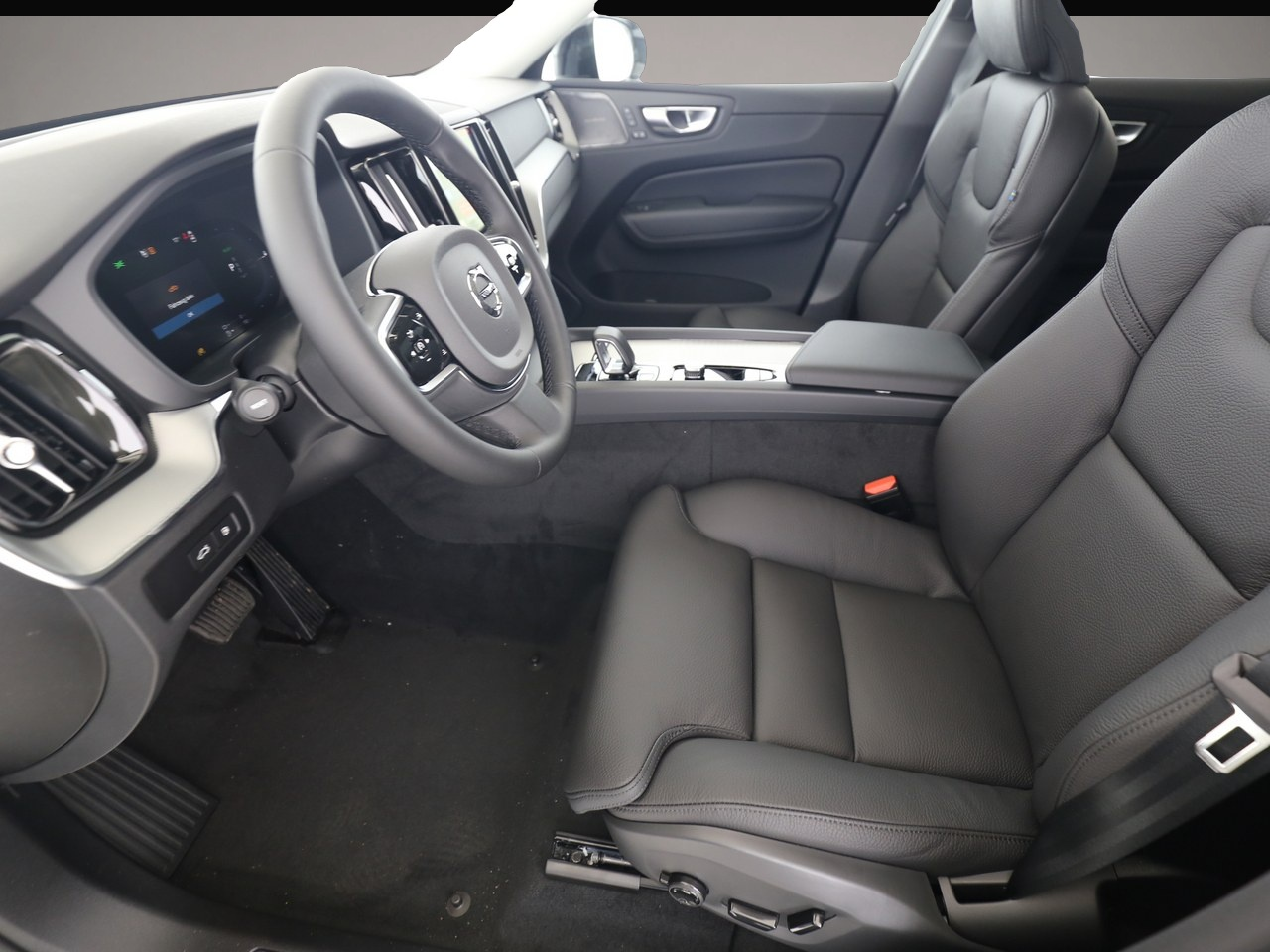 Bild 3 Volvo XC60 Plus Dark Recharge Plug-In Hybrid AWD T8 Tw
