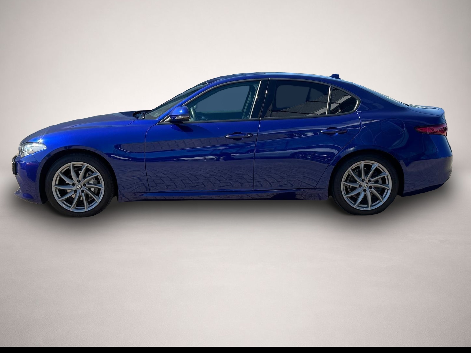 Bild 2 Alfa Romeo Giulia MY22 Sprint 2.2 Diesel 16V 140kW NAV Ass.