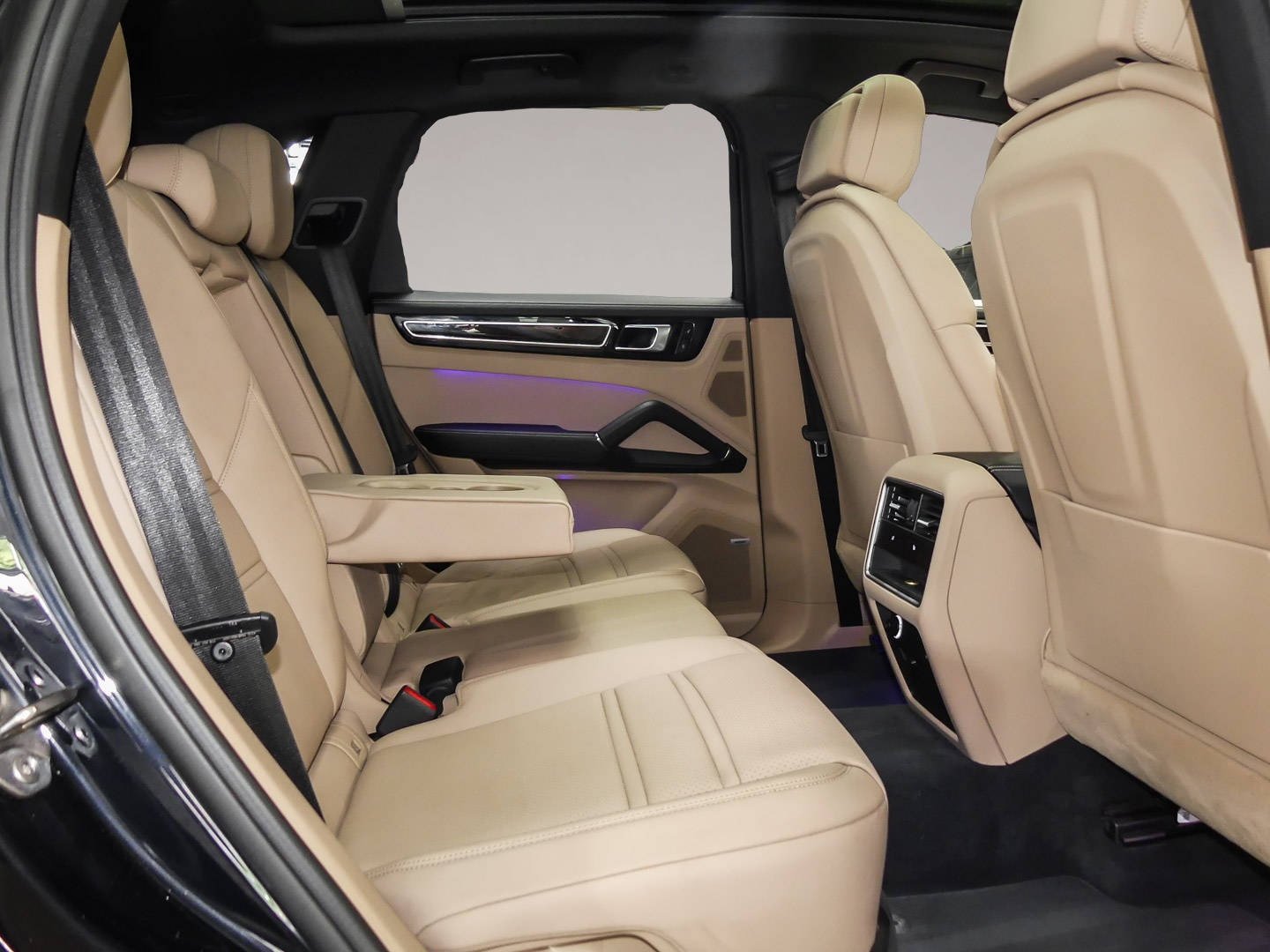 Bild 5 Porsche Cayenne S Luftfederung AD Niveau El. Panodach Na