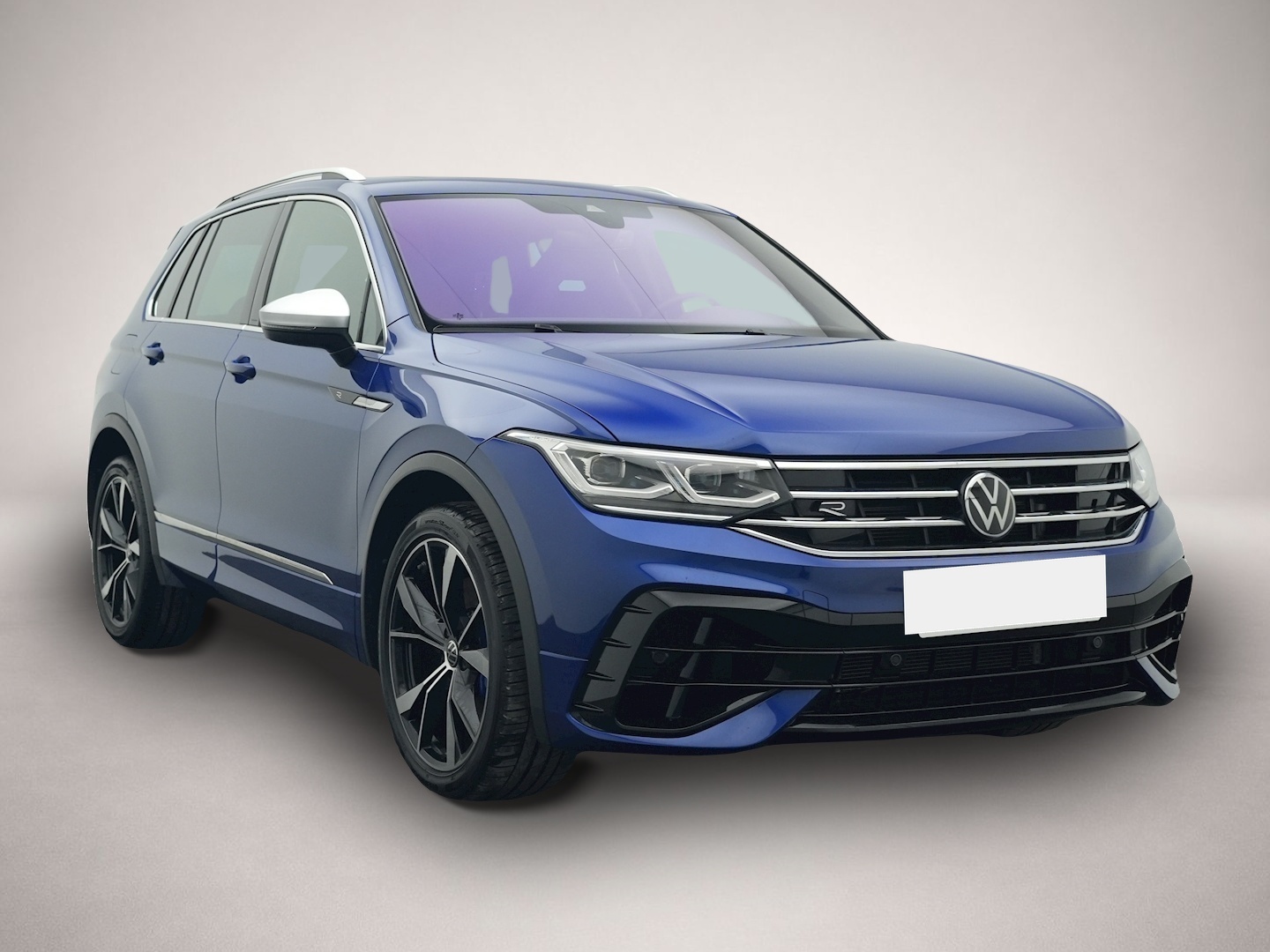 Bild 7 Volkswagen Tiguan 2.0 TSI DSG 4Mo. R PANO AHK CARGO