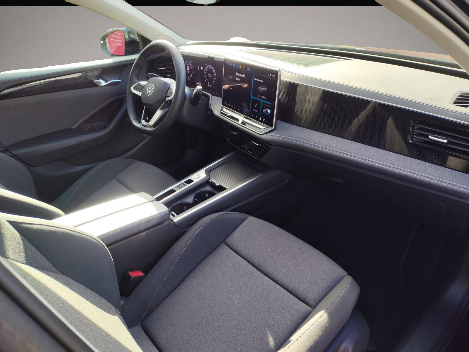 Bild 5 Volkswagen Passat Variant 1.5 eTSI Kamera Totwinkel SHZ