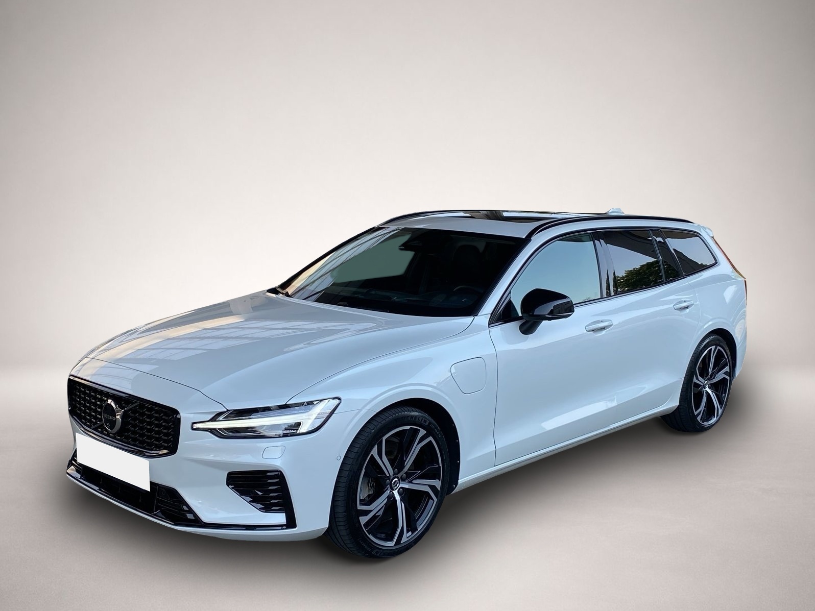 Fotografie Volvo V60 Kombi T8 Ultra Dark Recharge WiPa*LED*SitzHZ