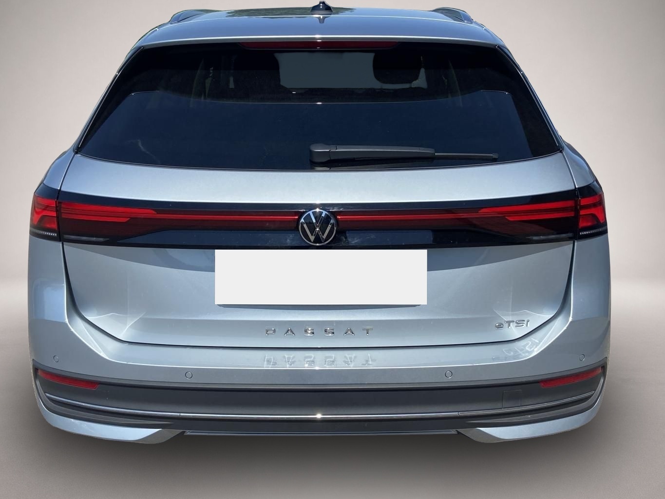 Fotografie 4 des Volkswagen Passat Variant 1.5 TSI DSG BUSINESS Business AHK