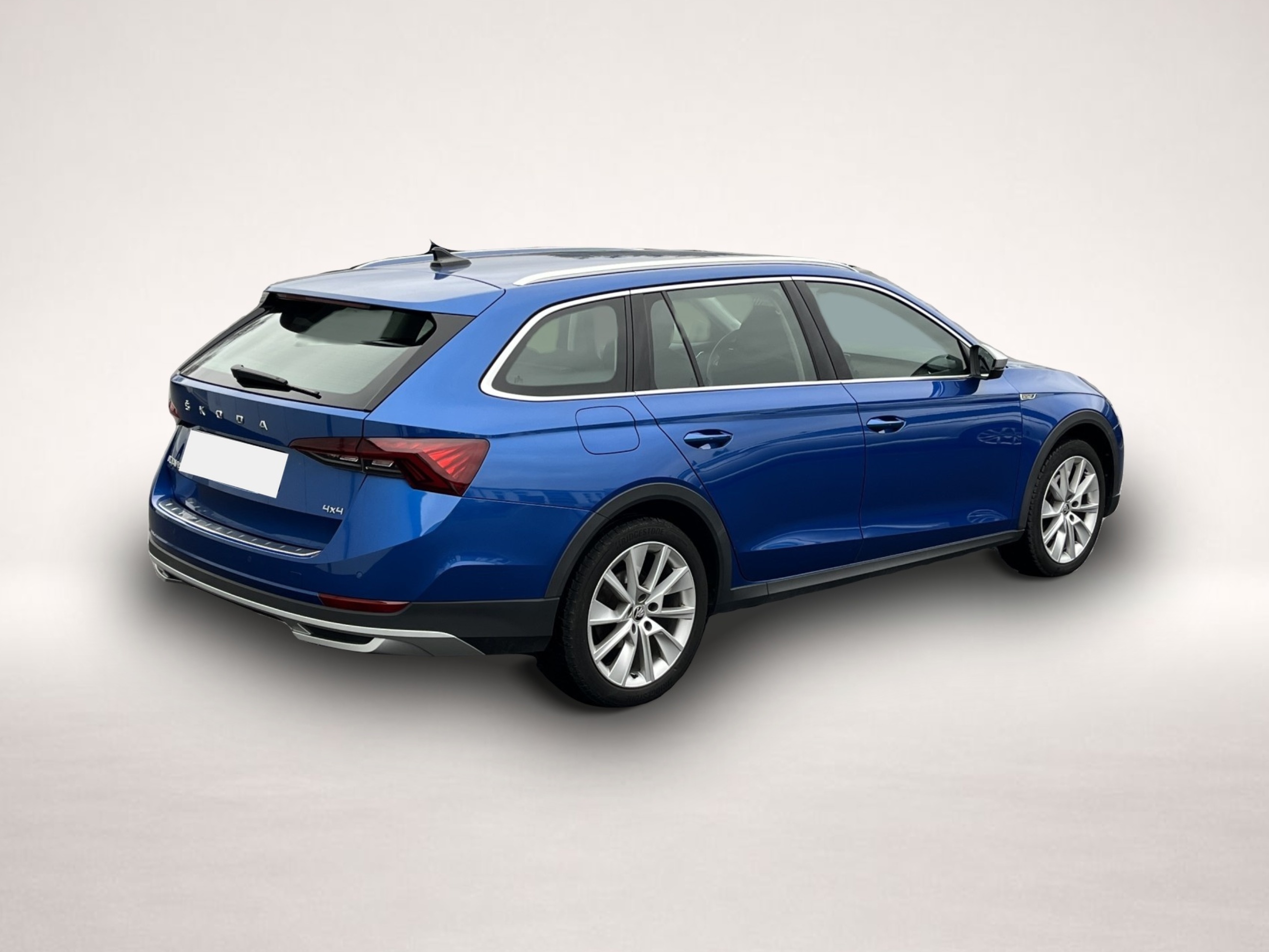 Bild 5 Skoda Octavia Combi 2.0 TDI DSG 4x4 Scout 191¤ m.20% A