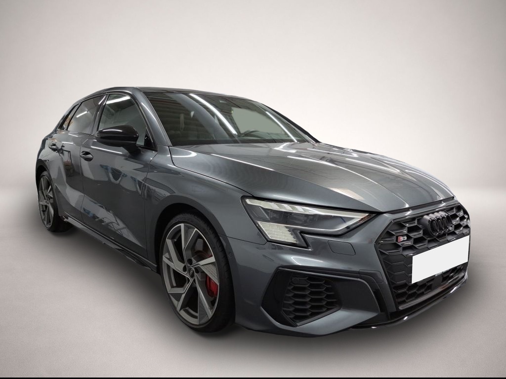 Fotografie Audi S3 TFSI Sportback quattro S tronic NAVI RFK PANO
