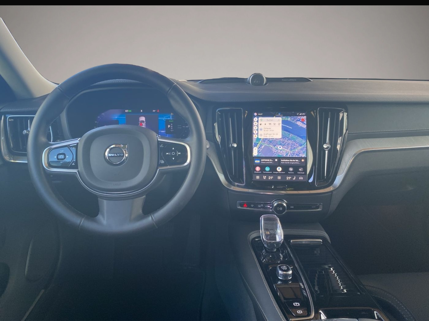 Bild 8 Volvo V60 Kombi T8 Ultra Dark Recharge WiPa*LED*Navi*