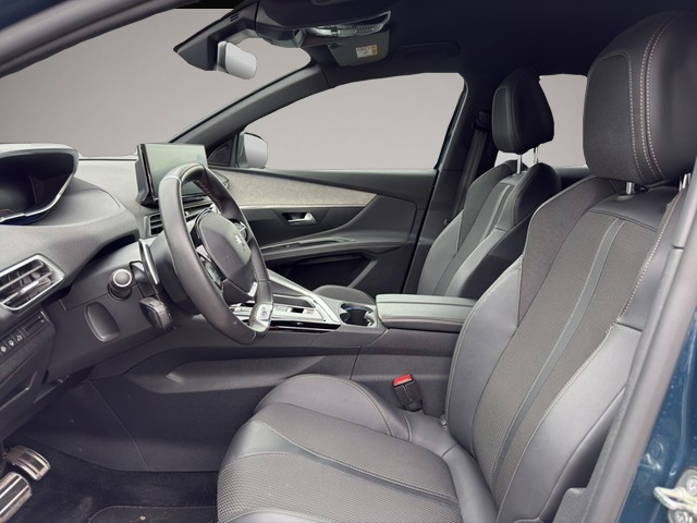 Bild 7 Peugeot 3008 GT 1.2 PT LED+NAVI+ACC+SITZHZG+PDC+CAM+
