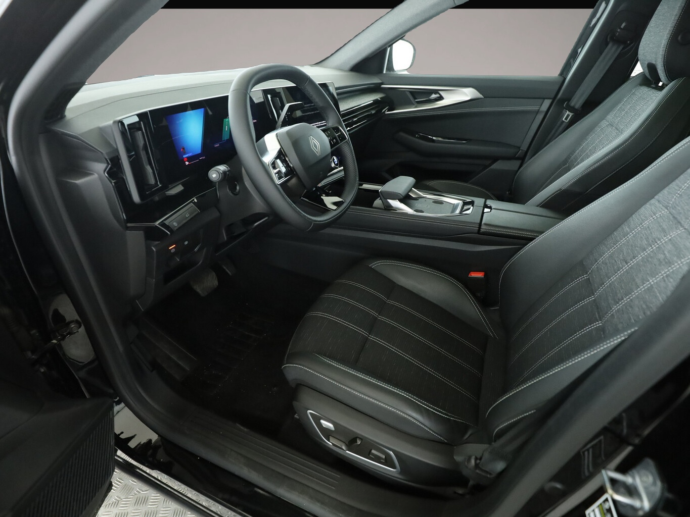 Fotografie 5 des Renault Austral E-Tech Techno Pano Massage 360° eHK ACC