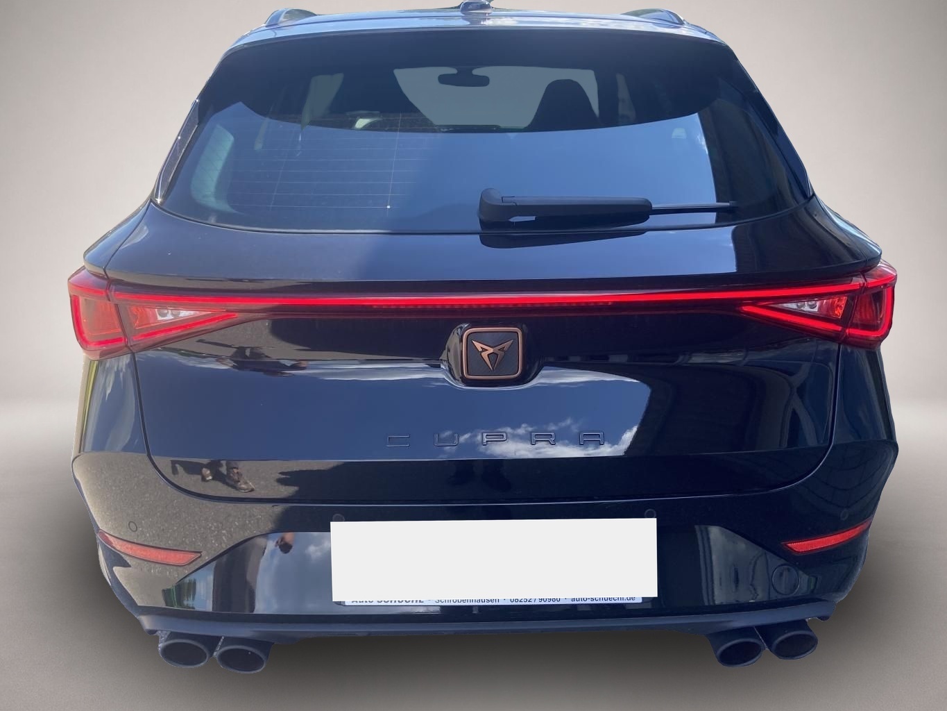 Bild 4 Cupra Leon ST 2.0 TSI DSG VZ SAFE-DRIVING-XL+19"+VIRTU
