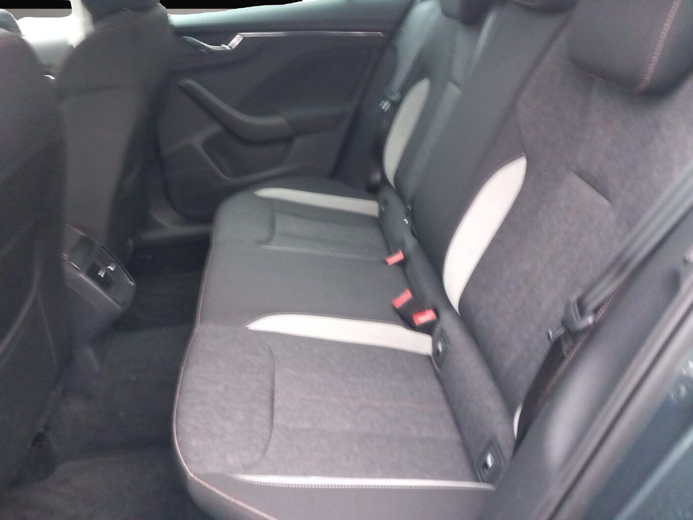 Fotografie 7 des Skoda Kamiq 1.5 TSI 150 DSG Style Nav ViCo LED ACC PDC