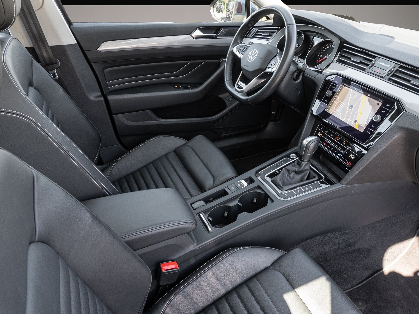 Fotografie 6 des Volkswagen Passat Variant 2.0 TDI 4Motion DSG Business