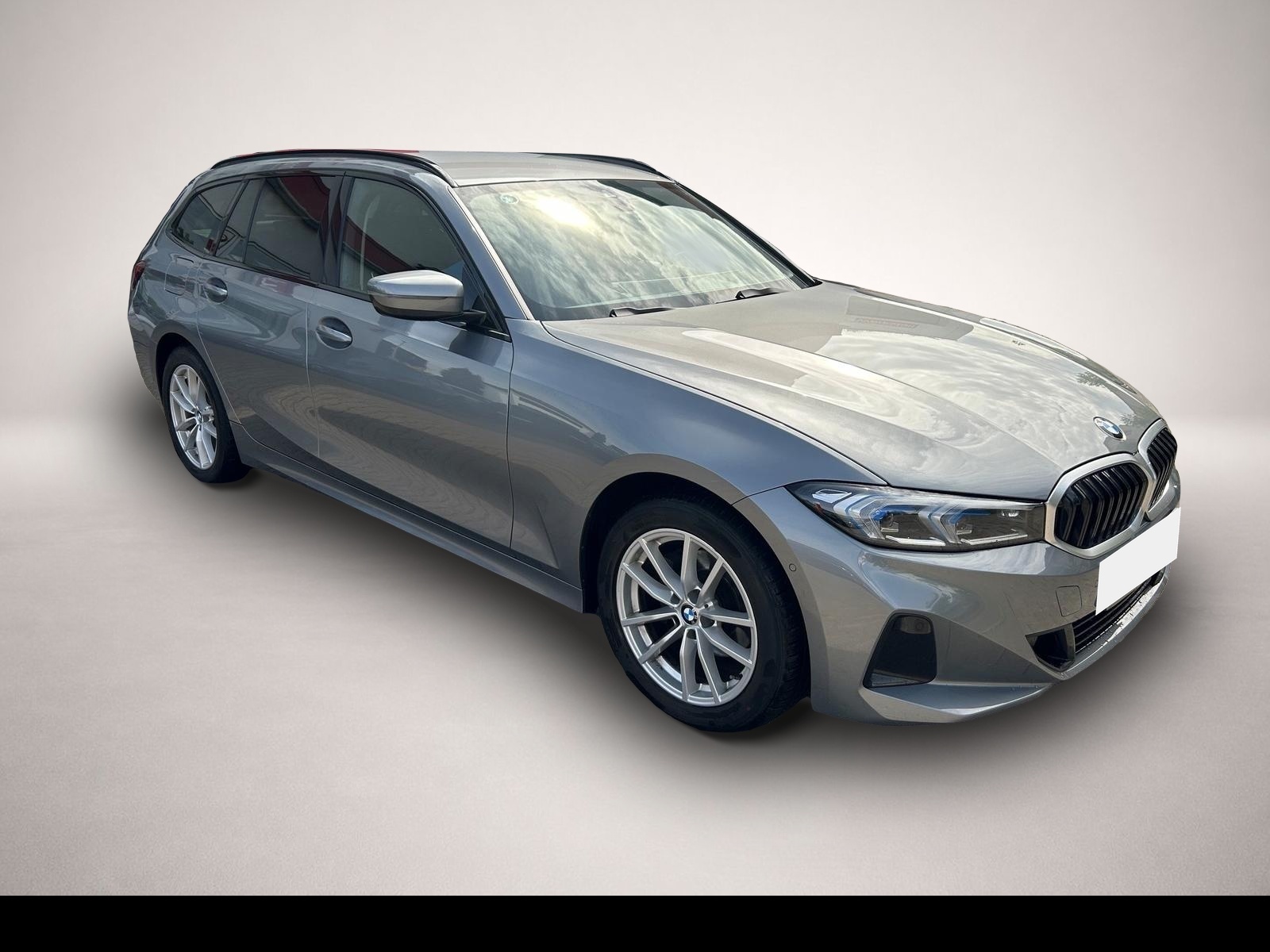 Fotografie 2 des BMW 318 318i Touring Navi HUD SHZ Totwinkel Kamera