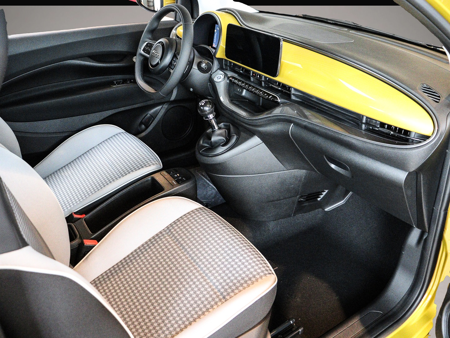Bild 3 Fiat 500 Hybrid Torino LED Apple CarPlay Android Auto