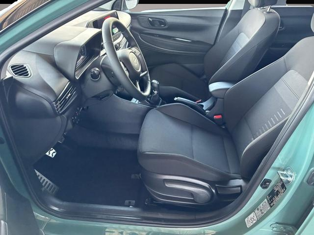Bild 4 Hyundai Bayon Comfort Plus 1.2 MPI / Navi / PDC m. Kame.