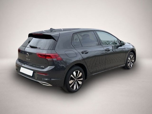 Bild 5 Volkswagen Golf VIII 1.0 eTSI DSG Move Navi,AHK,Pano