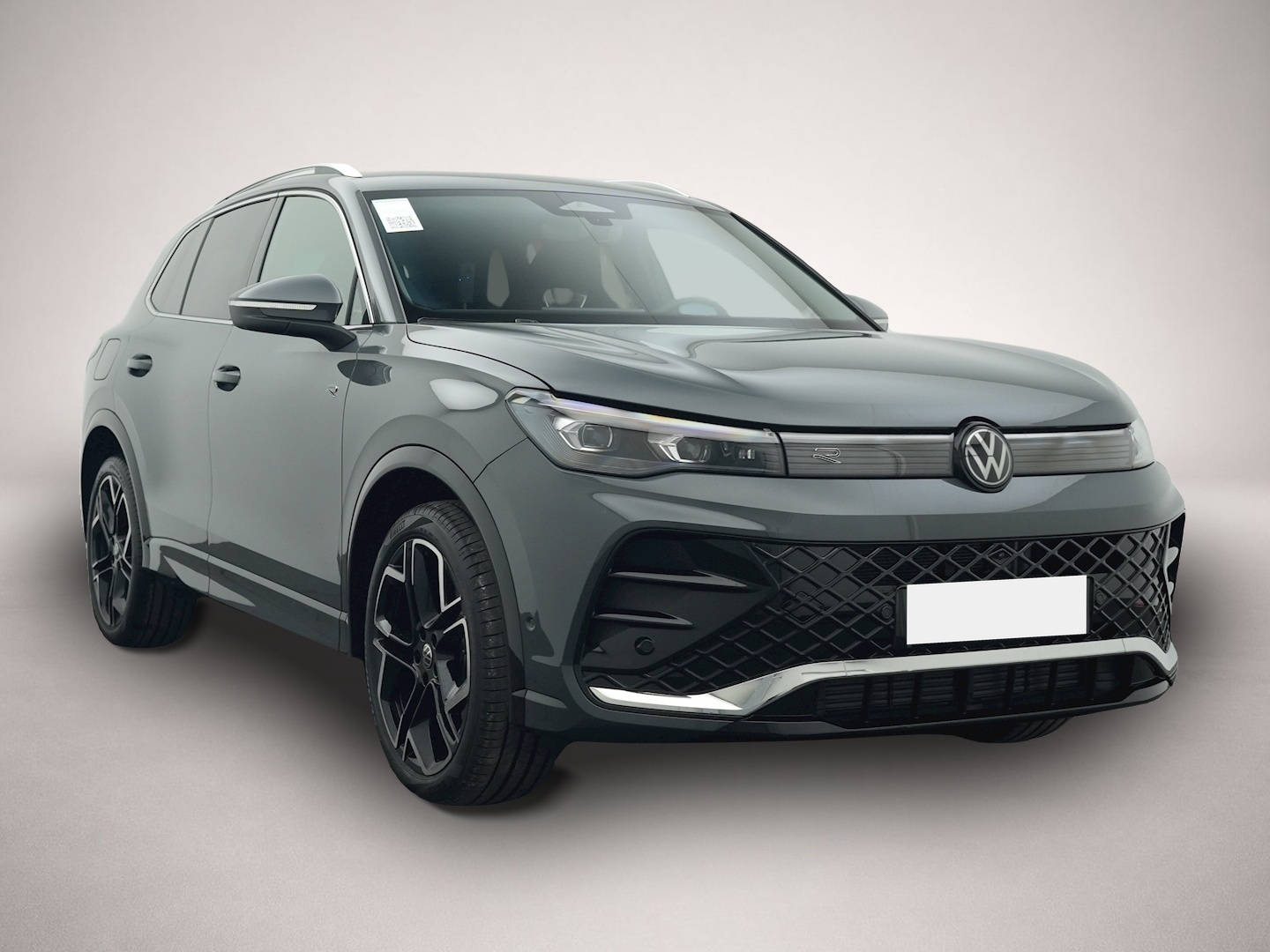 Bild 7 Volkswagen Tiguan 1.5 eTSI DSG R-Line AHK IQ.LIGHT 360-KAM