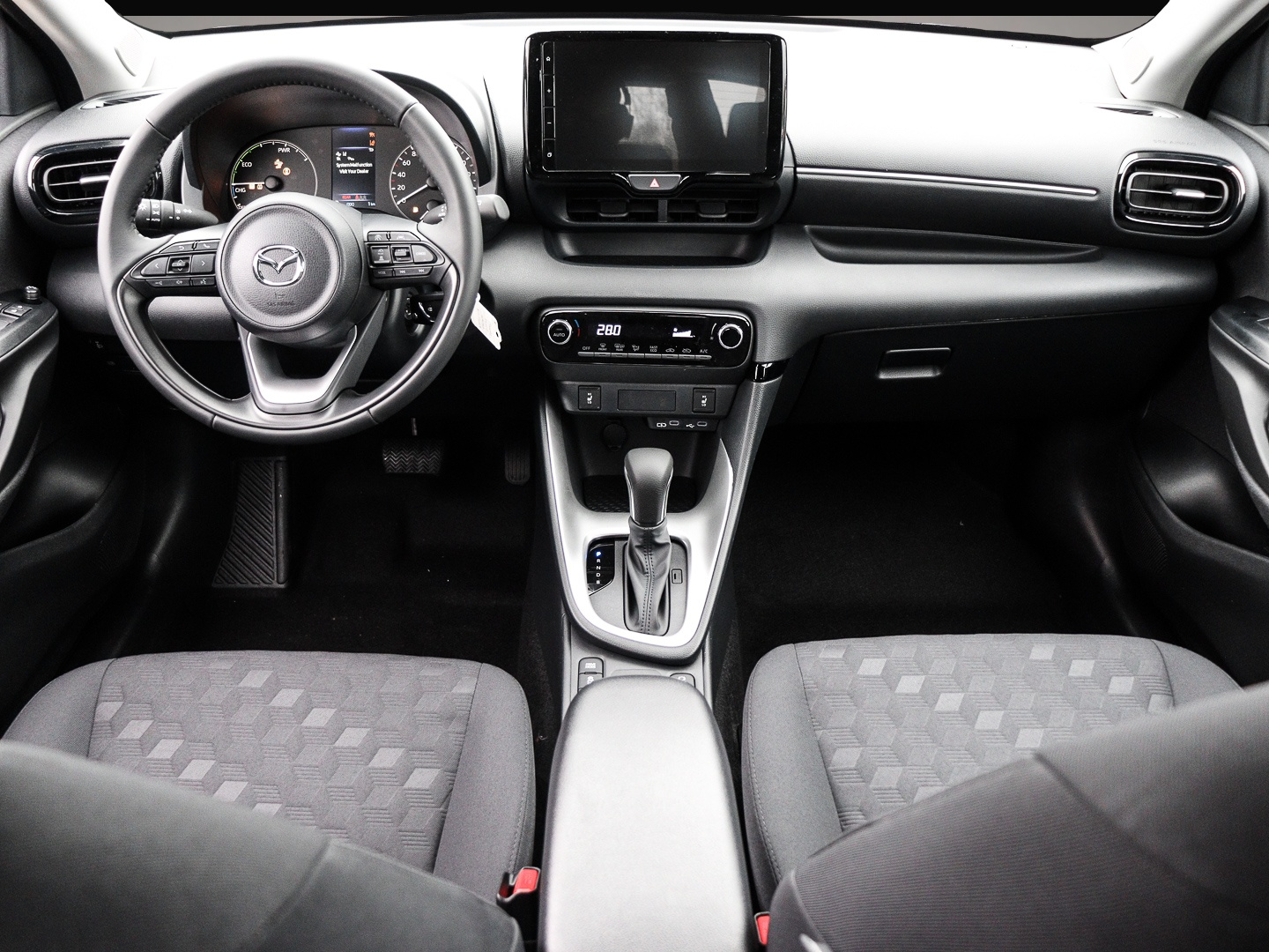 Bild 5 Mazda 2 Hybrid VVT-i 116 1.5L CVT FWD Centre-Line