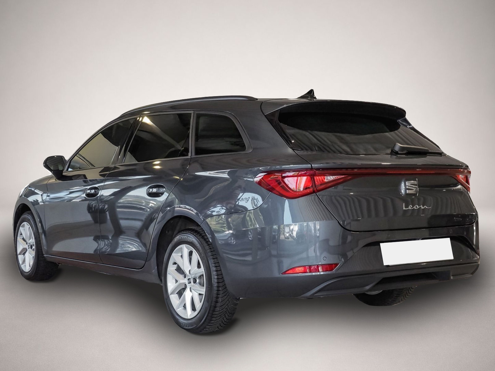 Seat Leon Leon ST 2.0 TDI DSG Road Edition-Navi*Kamera*Mat - Thumbnail 4