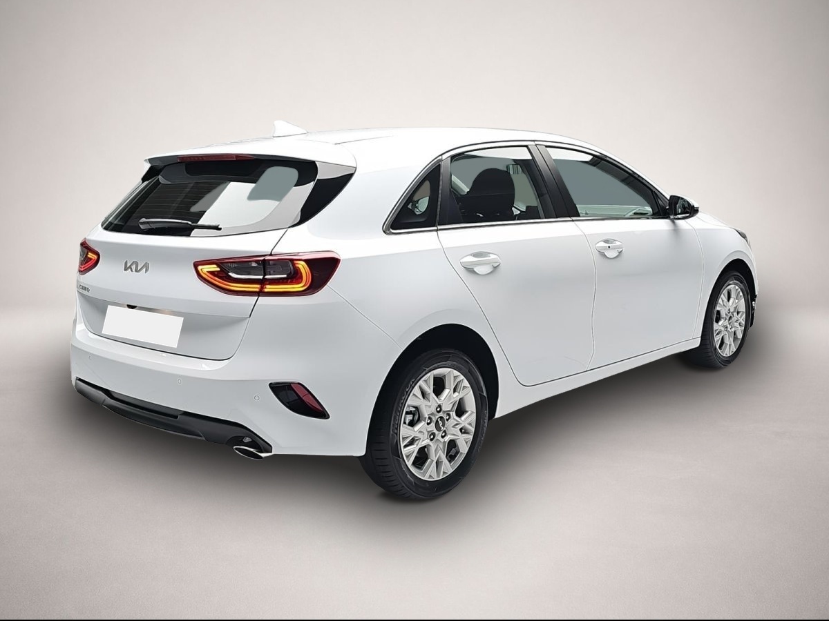 Bild 2 Kia cee'd / CEED 1.5 T-GDI 48V DCT7 ULTIMATE EDITION