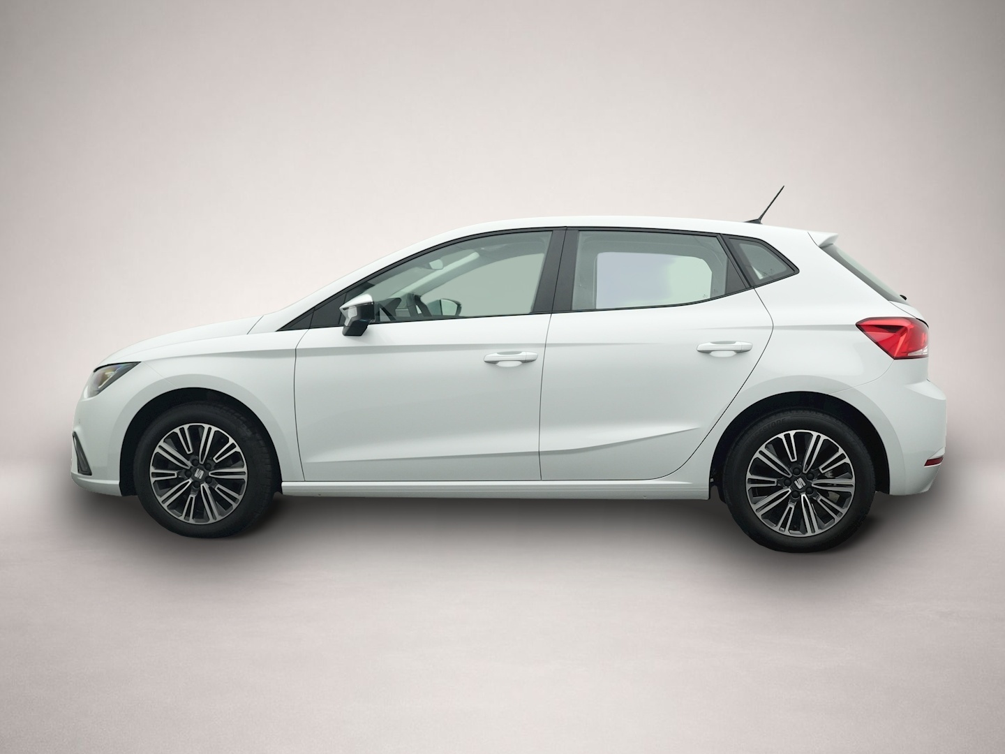 Bild 2 Seat Ibiza 1.0 TSI Leasing 196EUR NAVI KAMERA LED