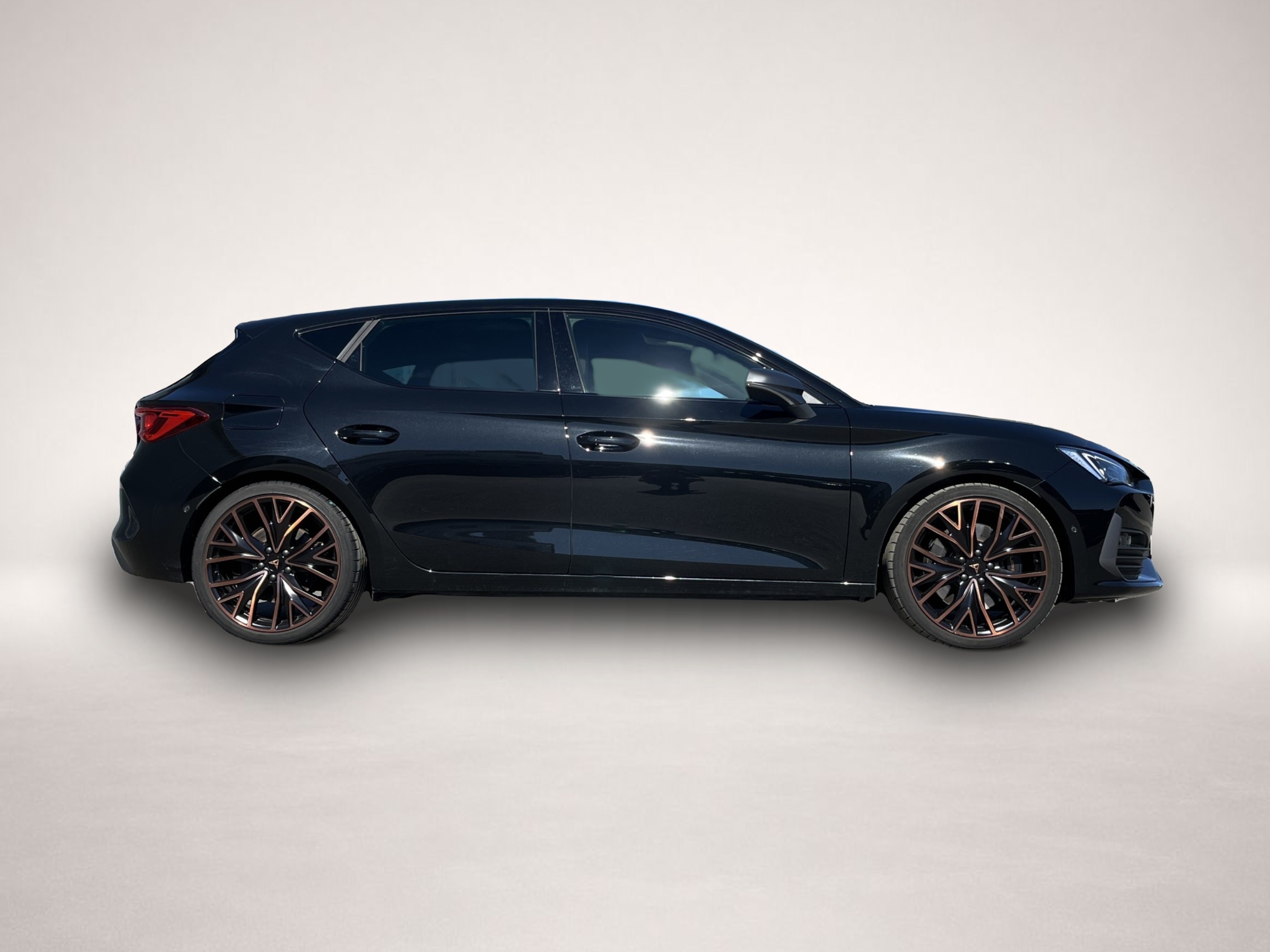 Fotografie 4 des Cupra Leon 2.0 TSI DSG 169¤ m.20% Anz. Navi ACC Keyles