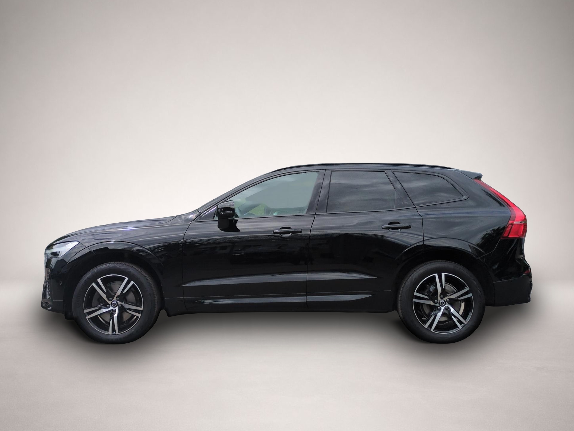 Bild 6 Volvo XC60 B4 (Diesel) R-Design AWD Automatik Bluetoot