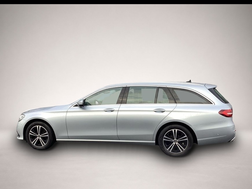 Fotografie 4 des Mercedes-Benz E 220 d T 9G-TRONIC Avantgarde RFC