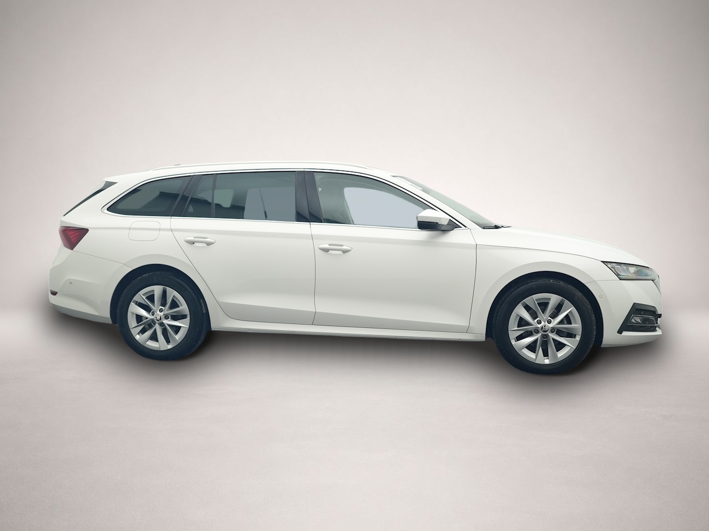 Bild 6 Skoda Octavia Combi 2.0 TDI DSG Style AHK PANO KAMERA