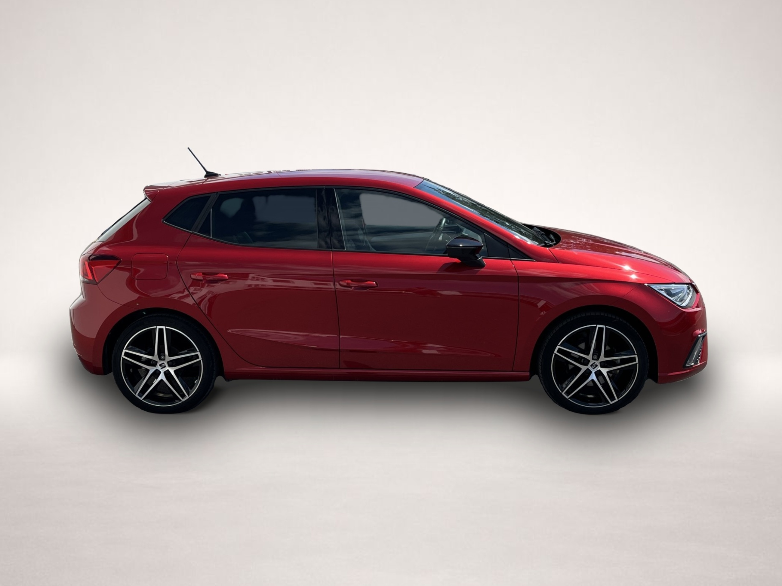 Bild 6 Seat Ibiza 1.0 TSI FR Navi ACC LED RFK SHZ DAB