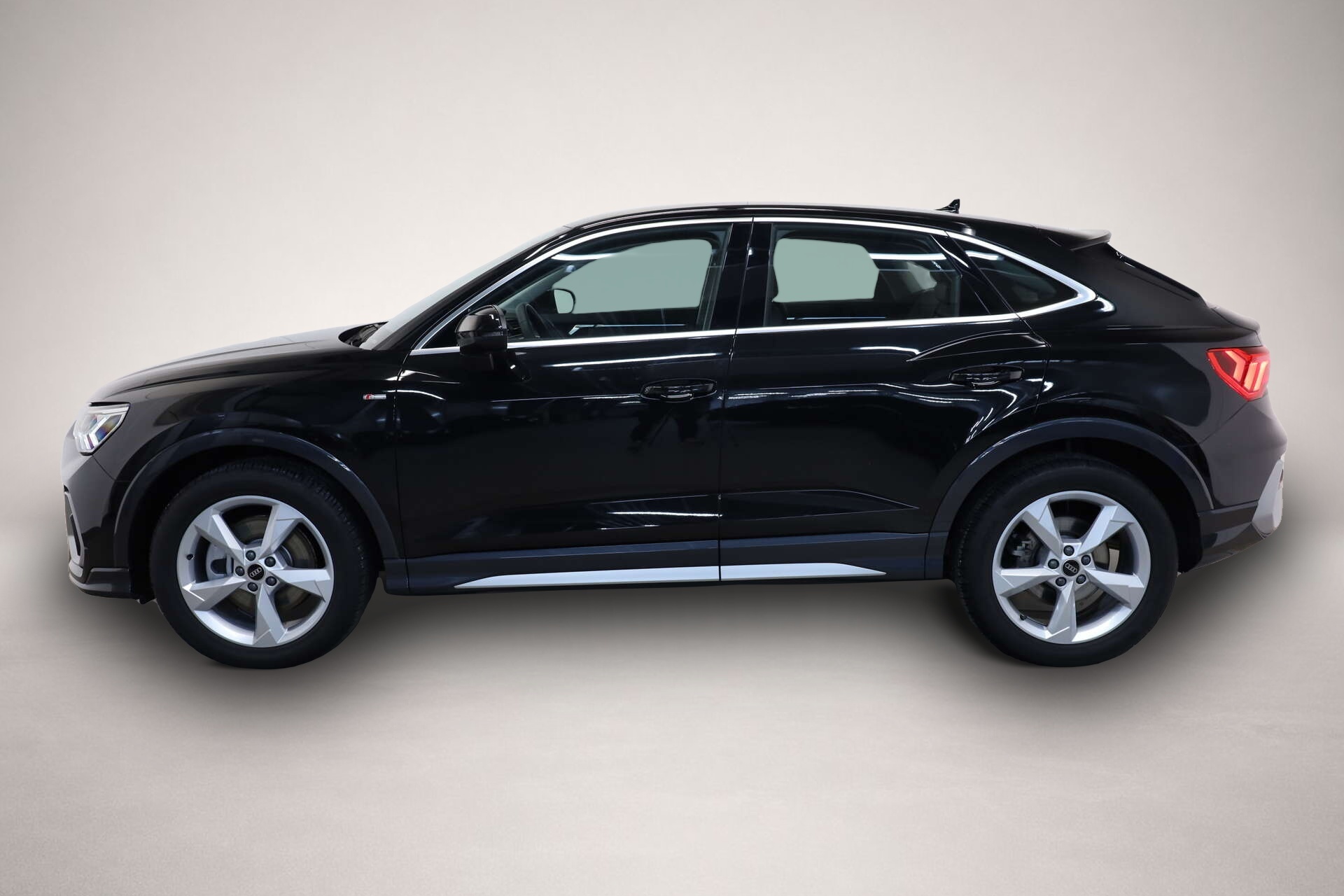 Bild 4 Audi quattro Q3 Sportback 40 TDI quattro S line