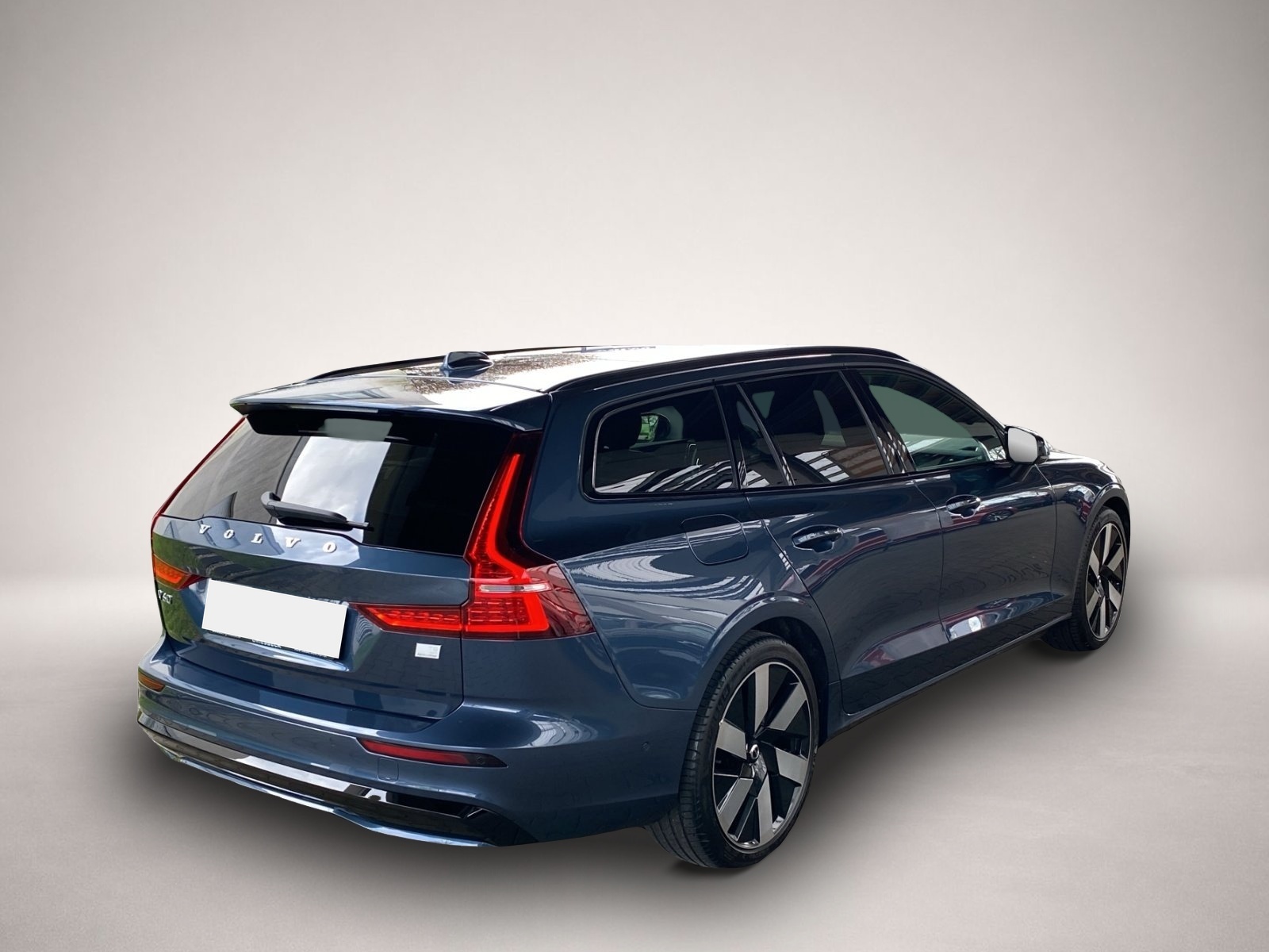 Fotografie 5 des Volvo V60 Kombi T8 Ultra Dark Recharge WiPa*SHZ*DAB*LE