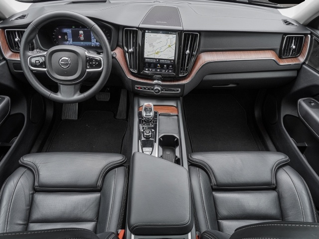 Bild 5 Volvo XC60 Ultimate Bright AWD HUD StandHZG Digitales