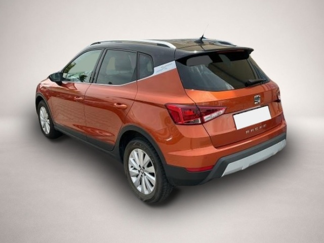 Fotografie 4 des Seat Arona Xcellence AHK 70 kW (95 PS), Schalt. 5-Gang