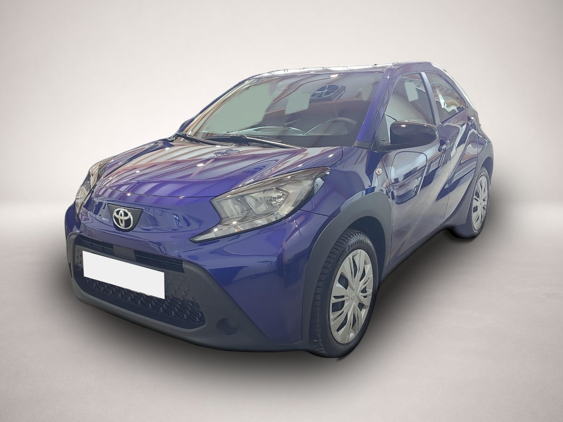 Vehicle image 0
