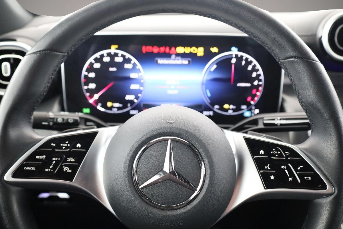 Bild 6 Mercedes-Benz GLC 300 GLC 300de 4M Avantgarde, Leder, LED, Navi, 360°,