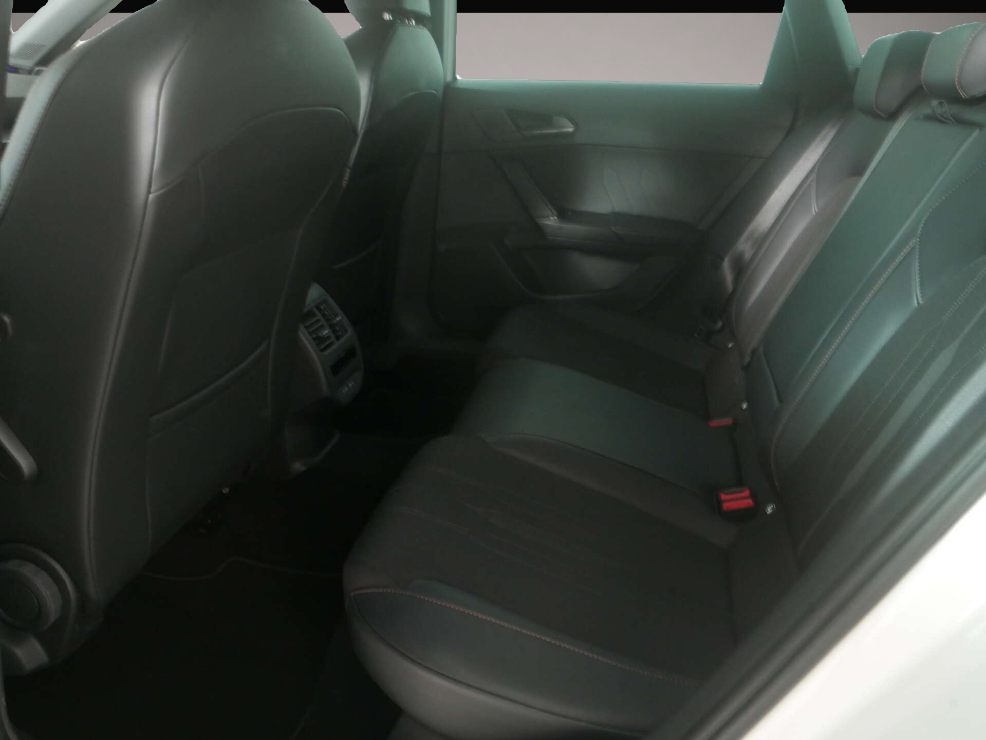 Bild 4 Cupra Leon Sportstourer 1.5 eTSI