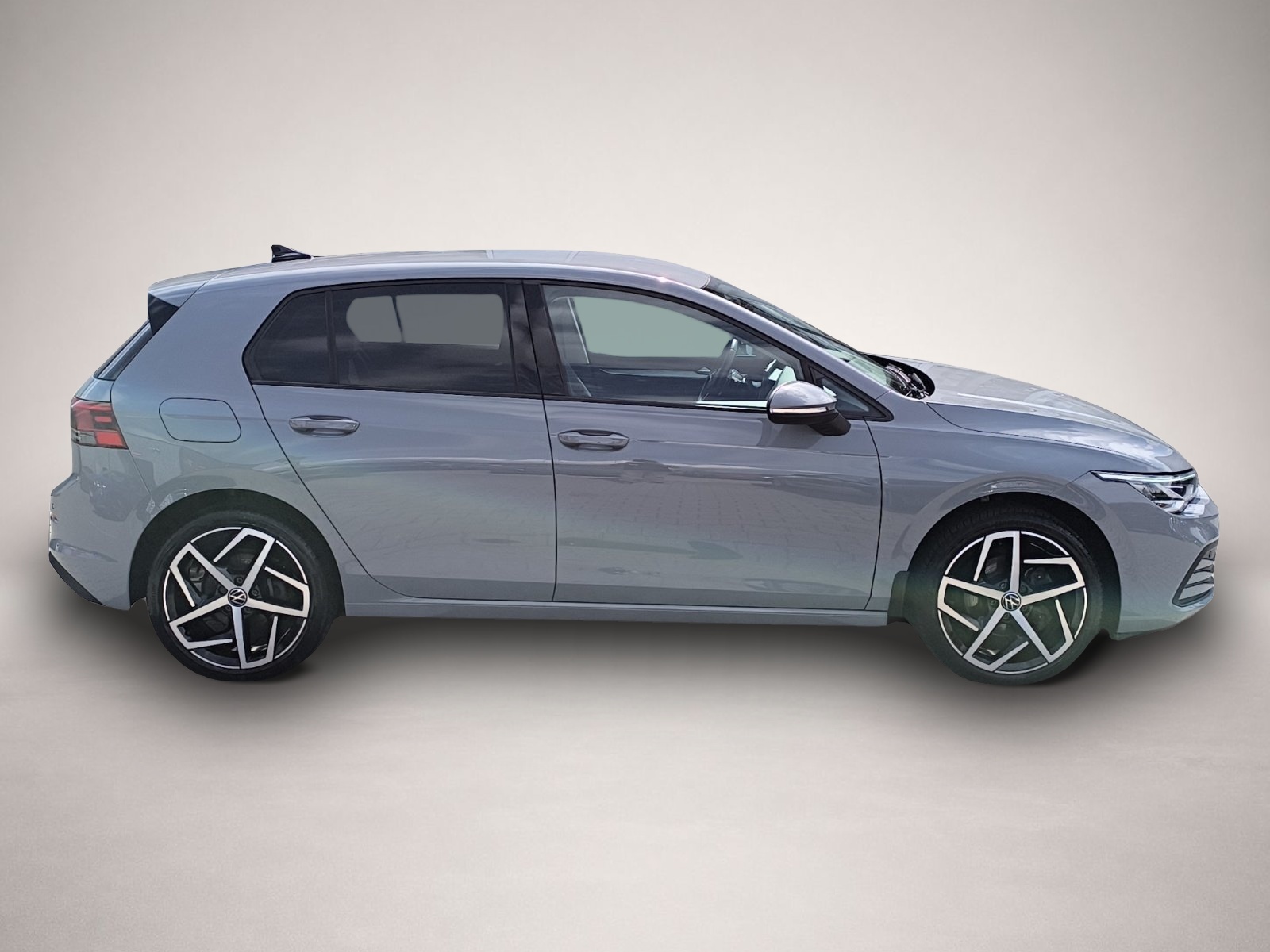 Bild 8 Volkswagen Golf 8 Lim. eTSI DSG Life AHK NAVI RFK