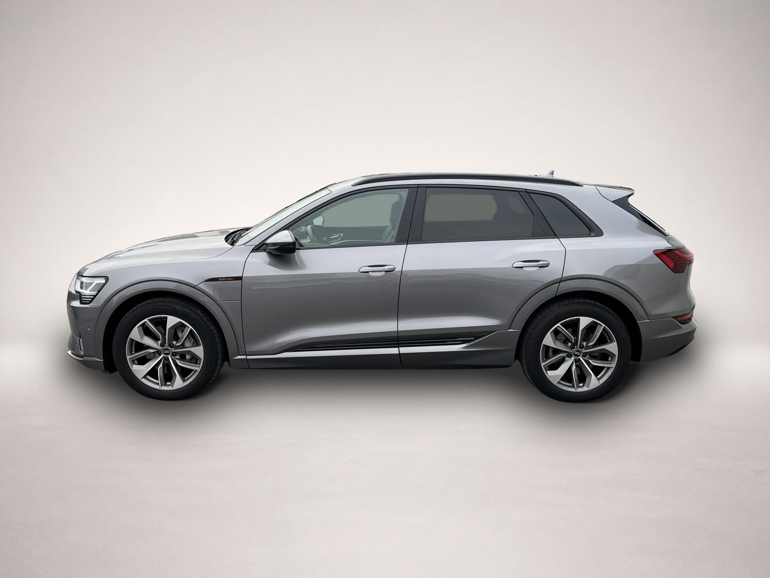 Fotografie Audi e-tron Advanced 189¤ m.20% Anz. 20 Zoll Optikp.