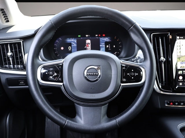 Bild 5 Volvo V90 Kombi Plus Dark B4 Diesel EU6d Digitales Coc