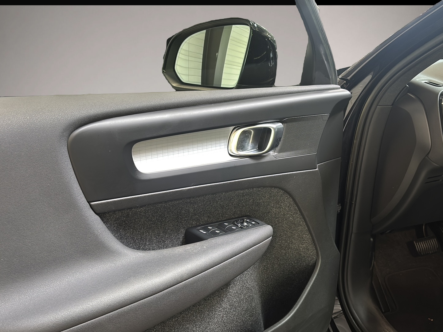 Bild 8 Volvo XC40 XC 40 Core 2WD Bluetooth Navi LED Klima