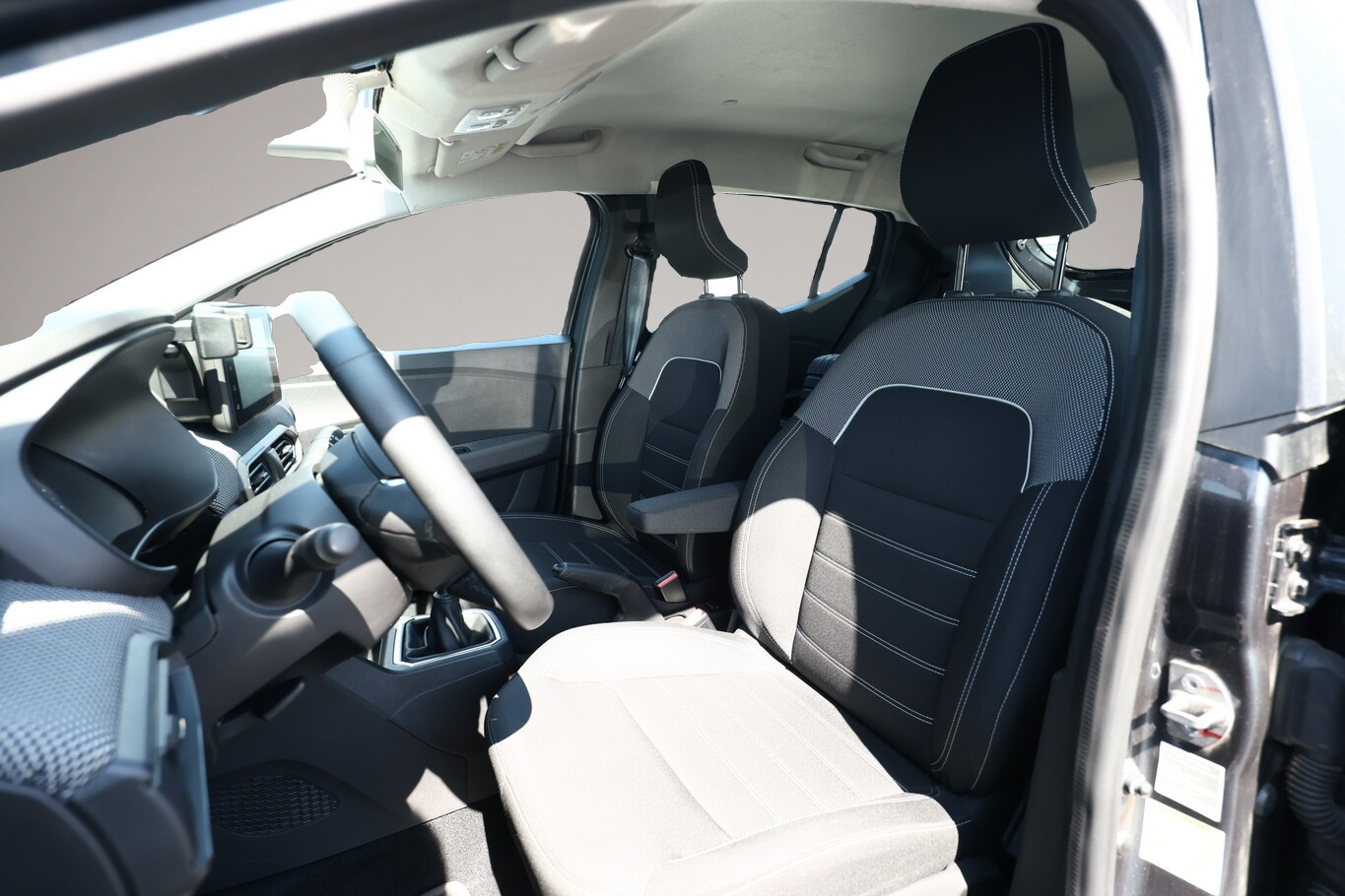 Bild 5 Dacia Sandero III 1.0 TCe 90 Comfort Klimaaut. Tempoma