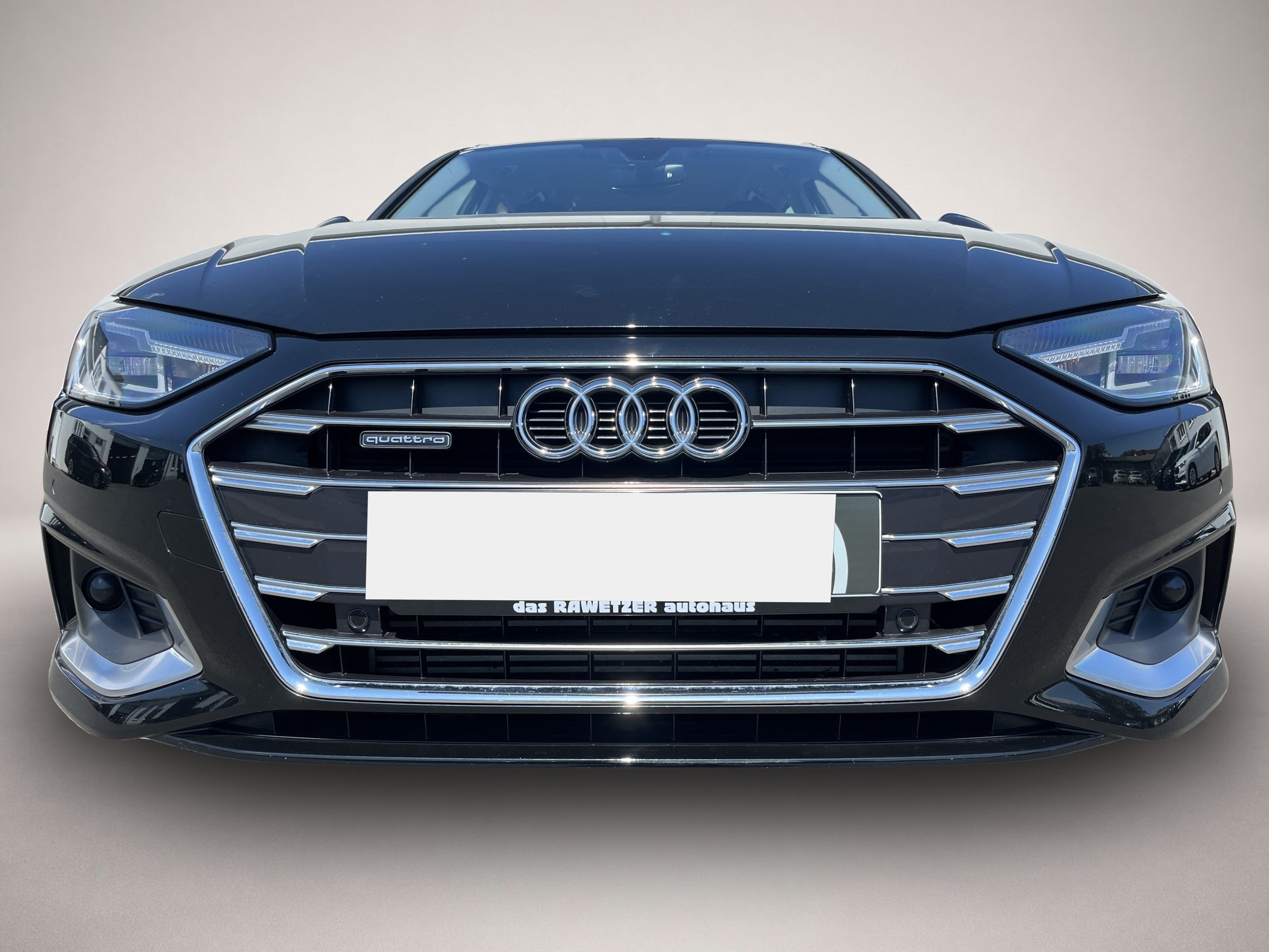 Fotografie 3 des Audi A4 Avant 40 2.0 TFSI quattro advanced Navi LEDER