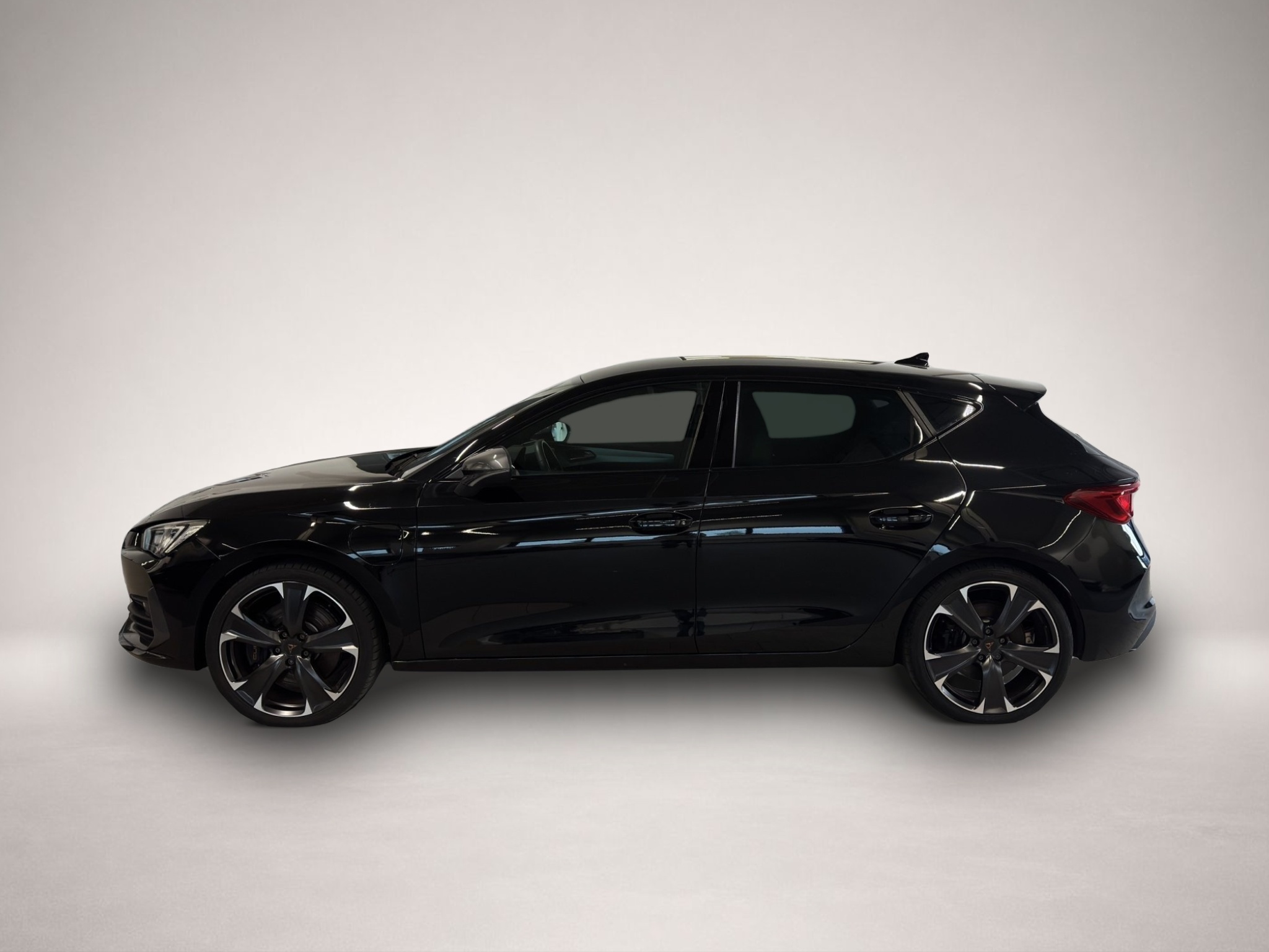 Bild 3 Cupra Leon 1.4 e-Hybrid DSG VZ LED NAVI 19-ALU KEYLESS